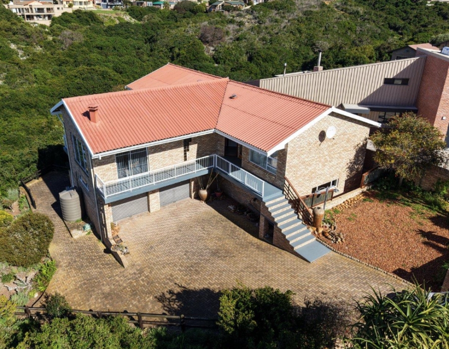 3 Bedroom Property for Sale in Stilbaai Wes Western Cape